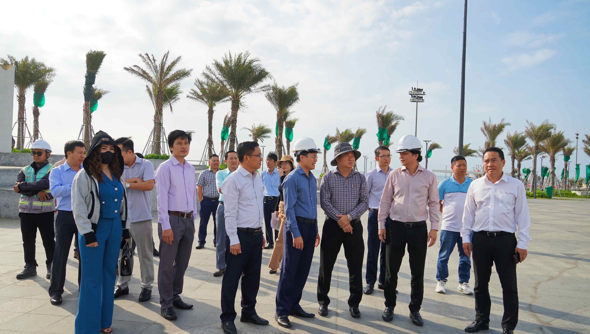 Công viên Thùy Vân 1 . 000 Tỉ đồng chưa có đơn vị vận hành - Ảnh 1.
