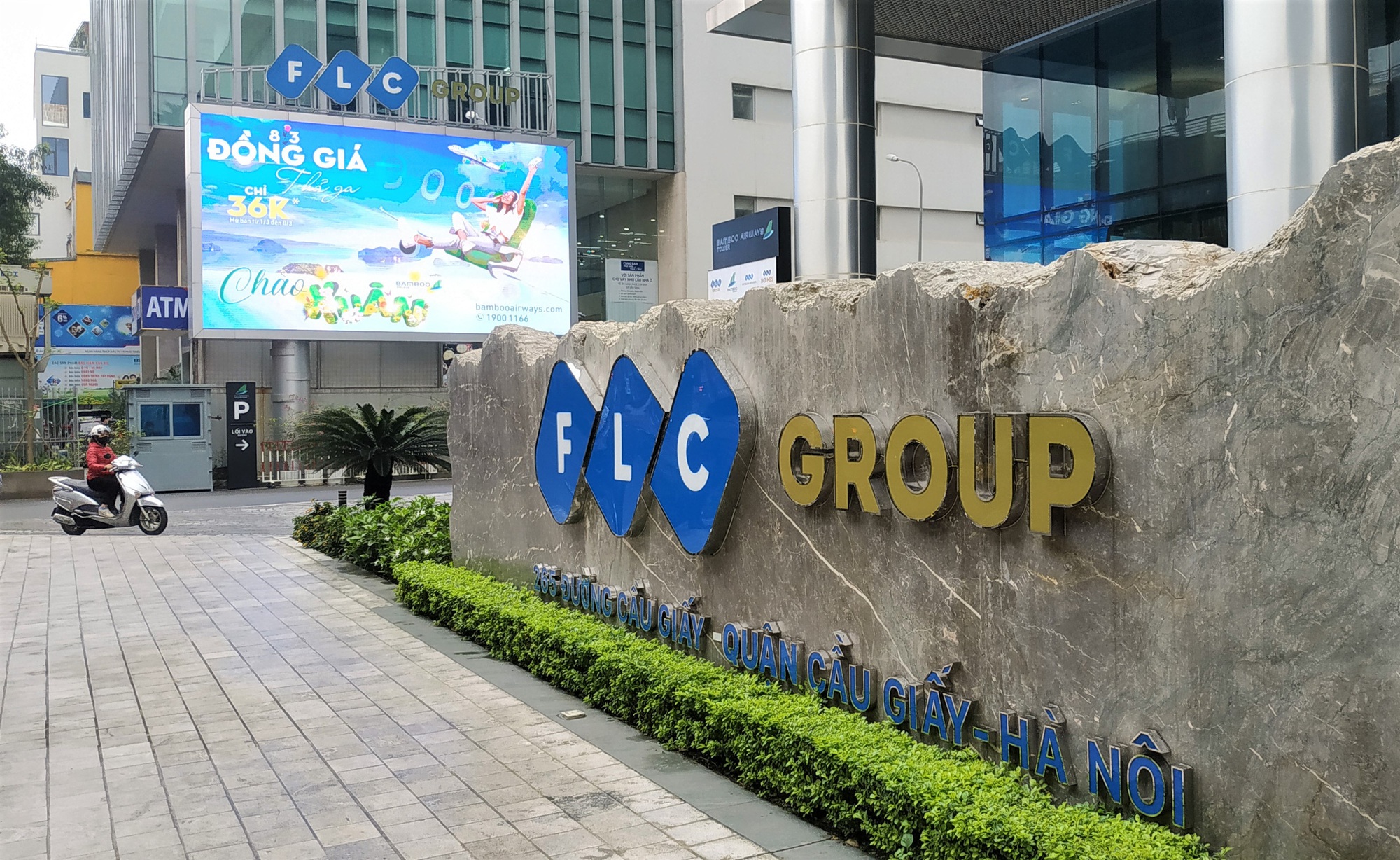FLC phát đi thông điệp quan trọng sau khi cựu Chủ tịch Trịnh Văn Quyết xuất hiện- Ảnh 1.