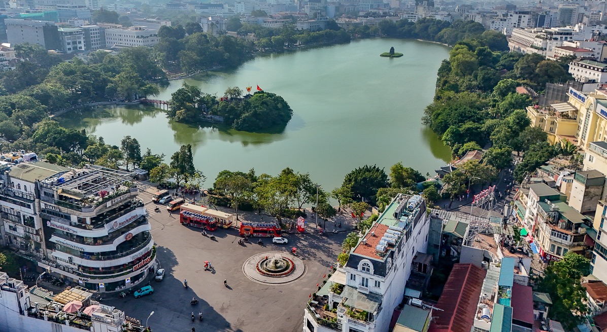 di-doi1-1770868367028518719018-1770890567756-1770890568094399348295 Hà Nội di dời hơn 860.000 người dân nội đô: Thị trường bất động sản sẽ bị tác động ra sao? - Ảnh 1.