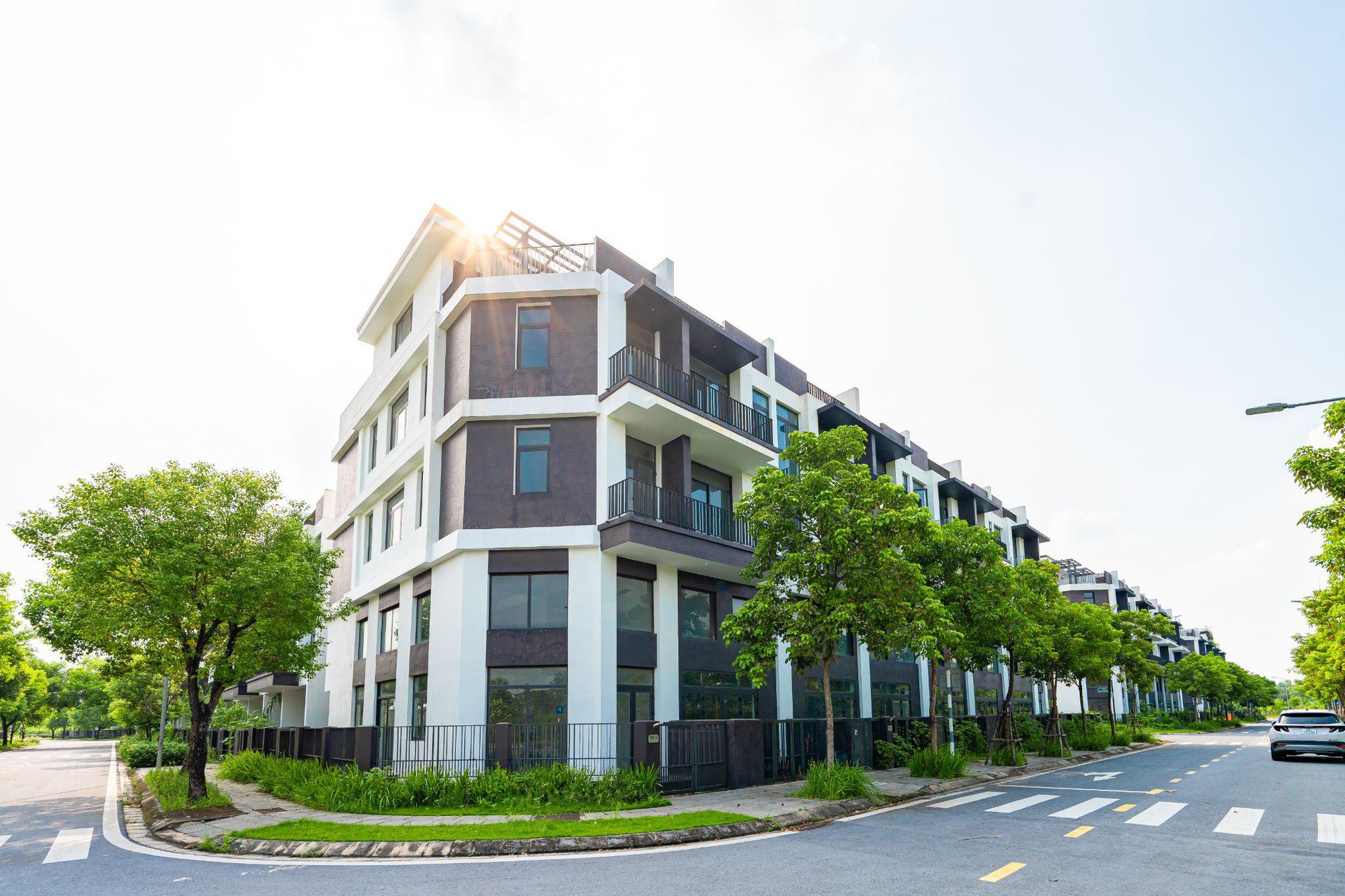 Phía Tây Hà Nội và sự trỗi dậy của “New CBD” - Ảnh 2. Phía Tây Hà Nội và sự trỗi dậy của “New CBD” - Ảnh 2.