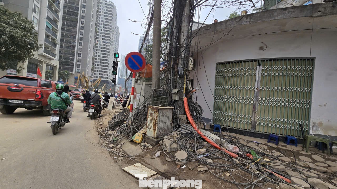 Ngổn ngang công trường thi công đường Nguyễn Tuân- Ảnh 4. Ngổn ngang công trường thi công đường Nguyễn Tuân- Ảnh 4.