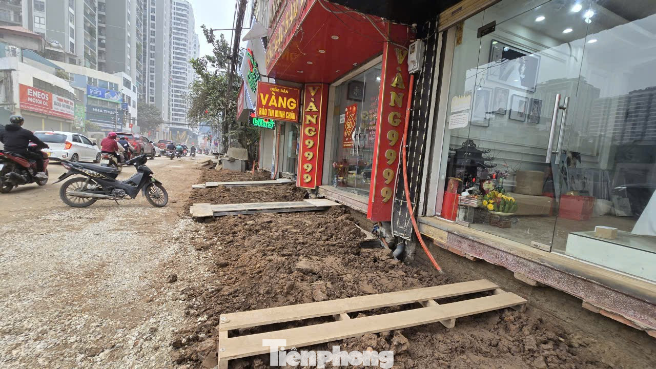 Ngổn ngang công trường thi công đường Nguyễn Tuân- Ảnh 13. Ngổn ngang công trường thi công đường Nguyễn Tuân- Ảnh 13.