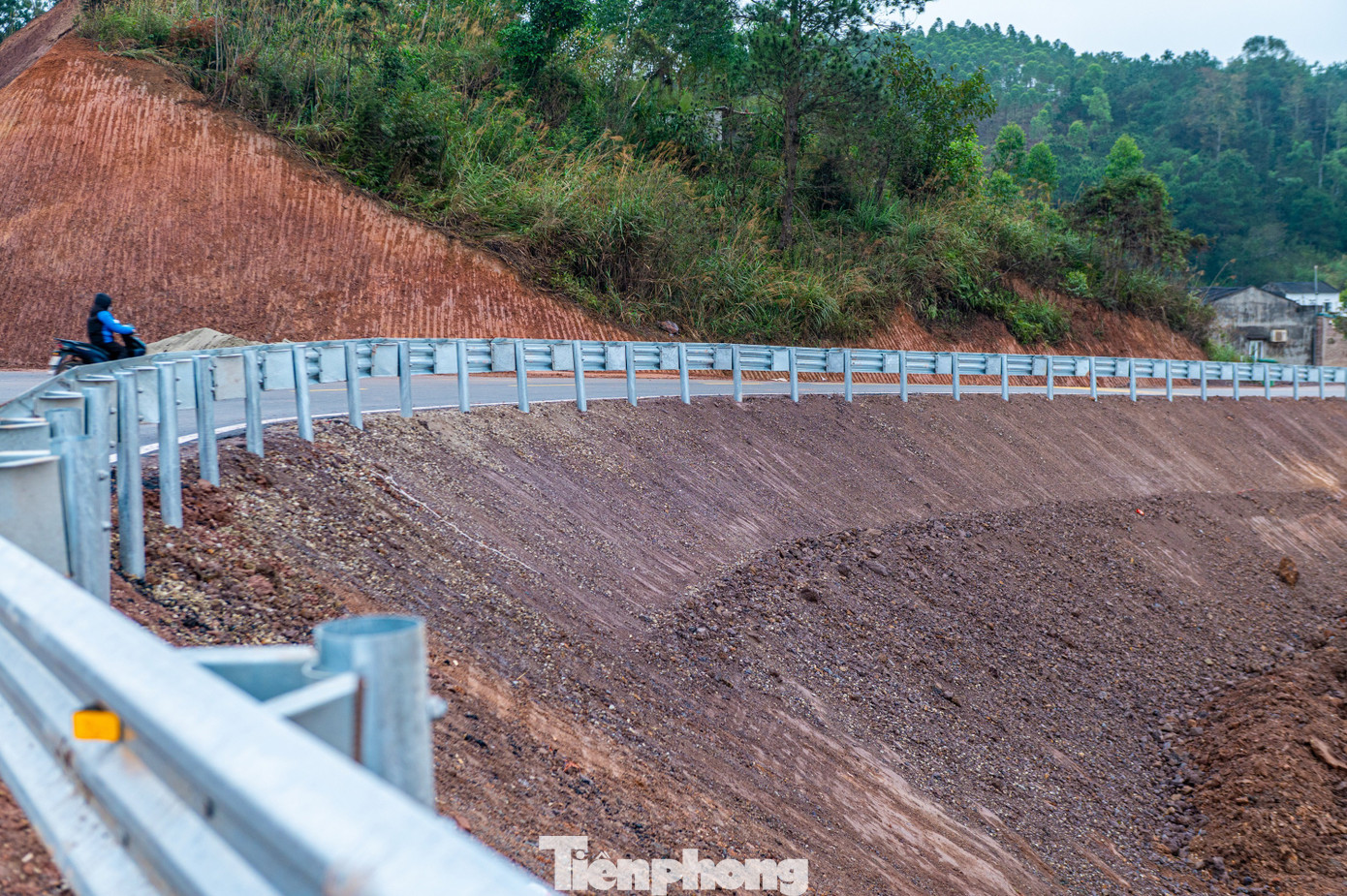 Diện mạo quốc lộ 2.300 tỷ qua Lạng Sơn vừa 'lên đời'- Ảnh 6. Diện mạo quốc lộ 2.300 tỷ qua Lạng Sơn vừa 'lên đời'- Ảnh 6.