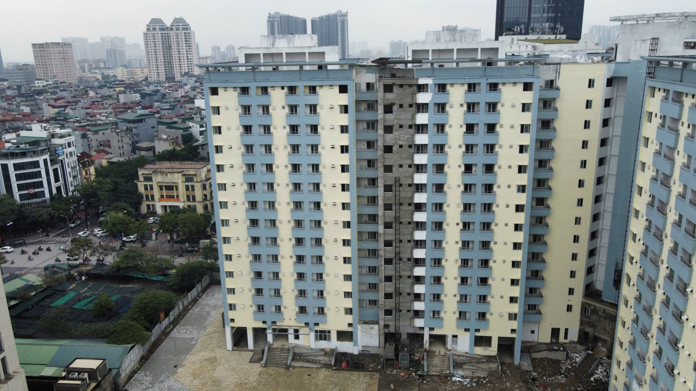 Khu tái định cư bỏ hoang trên 'đất vàng' Hà Nội hơn chục năm bất ngờ 'hồi sinh'- Ảnh 5. Khu tái định cư bỏ hoang trên 'đất vàng' Hà Nội hơn chục năm bất ngờ 'hồi sinh'- Ảnh 5.