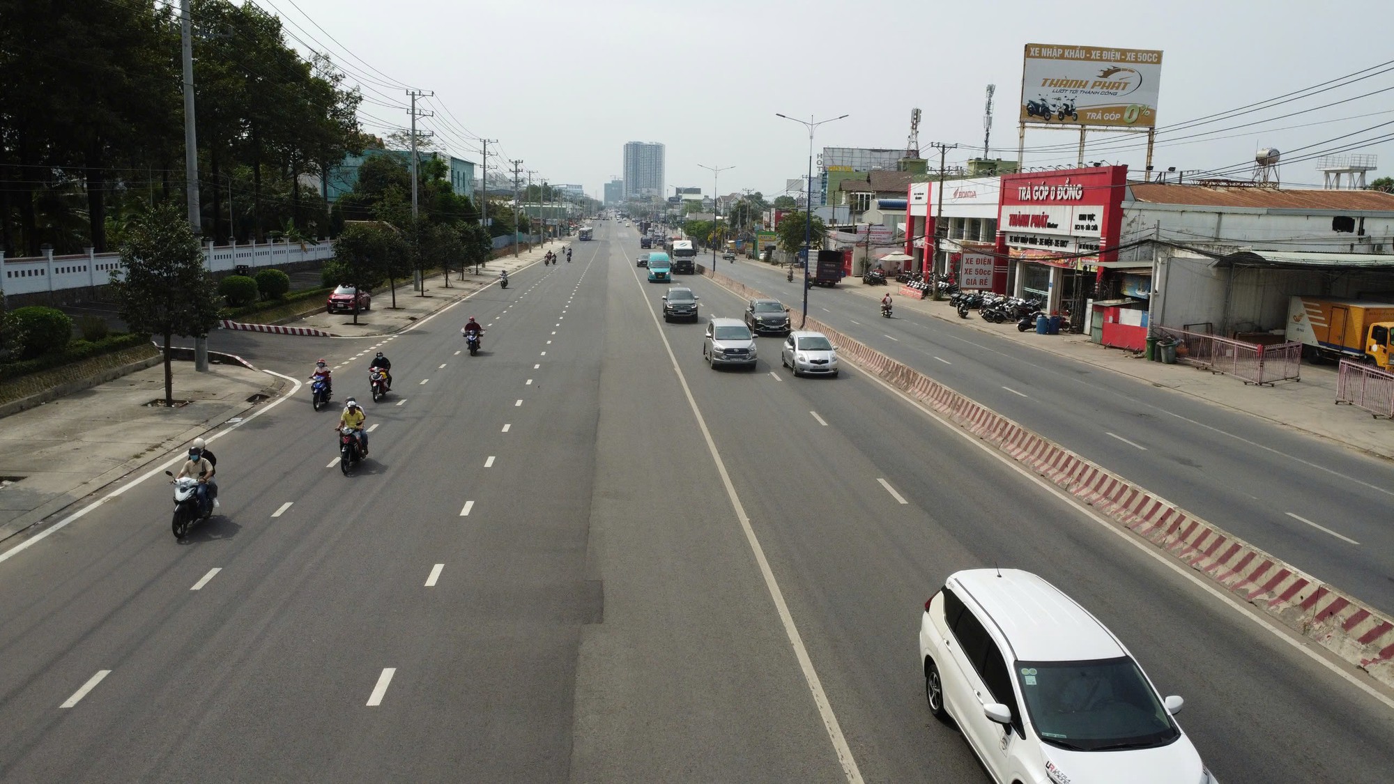 Hình hài Quốc lộ 13 đoạn qua khu vực Bình Dương sau nhiều năm thi công- Ảnh 6. Hình hài Quốc lộ 13 đoạn qua khu vực Bình Dương sau nhiều năm thi công- Ảnh 6.