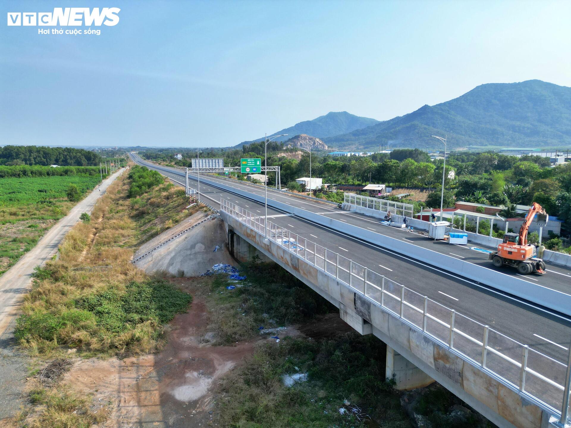 Hạ tầng kết nối sân bay Long Thành chạy nước rút- Ảnh 10. Hạ tầng kết nối sân bay Long Thành chạy nước rút- Ảnh 10.