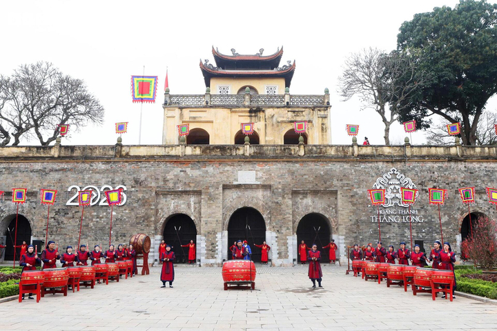 Hà Nội mở cửa miễn phí 17 di tích nổi tiếng dịp đầu năm Bính Ngọ- Ảnh 1. Hà Nội mở cửa miễn phí 17 di tích nổi tiếng dịp đầu năm Bính Ngọ- Ảnh 1.