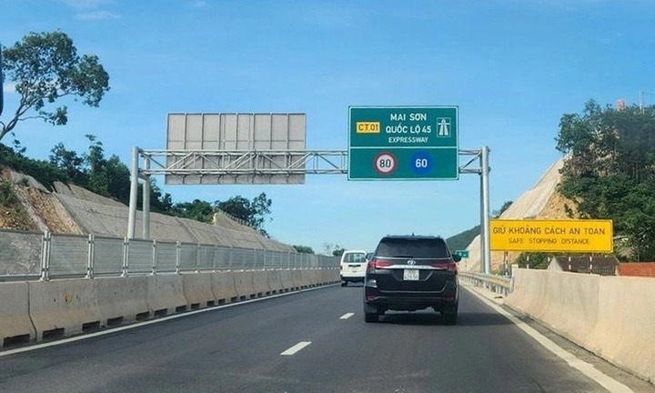 Điều chỉnh tốc độ một số đoạn tuyến cao tốc Pháp Vân về Nghi Sơn- Ảnh 1. Điều chỉnh tốc độ một số đoạn tuyến cao tốc Pháp Vân về Nghi Sơn- Ảnh 1.