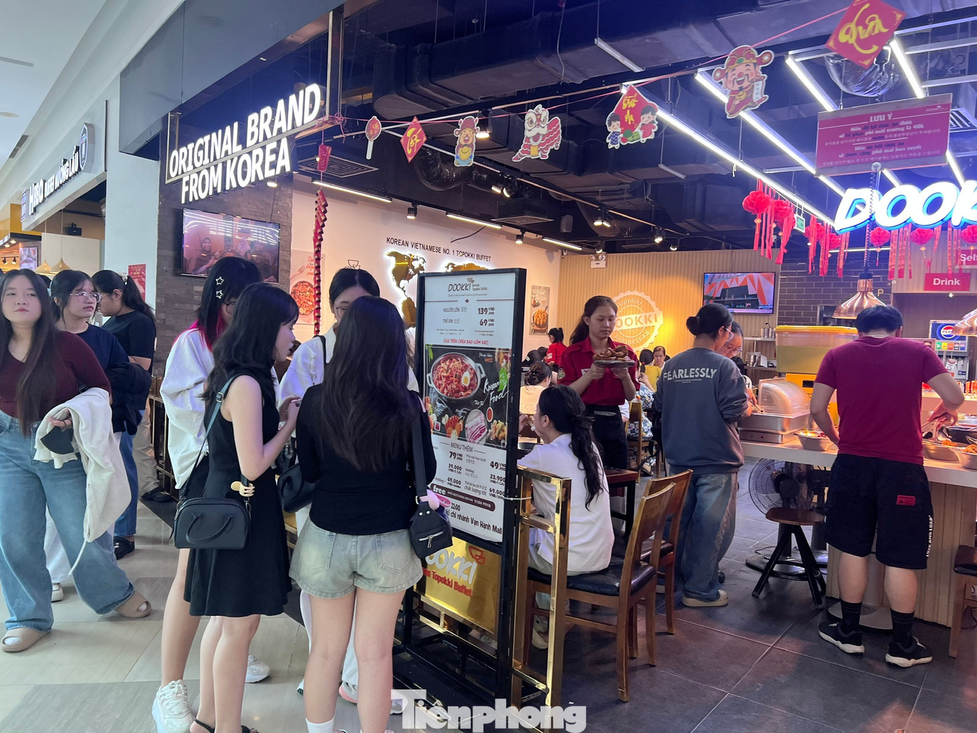 tp-hang-dong-uyen-phuong-7-1771665382121-17716653822491389728285