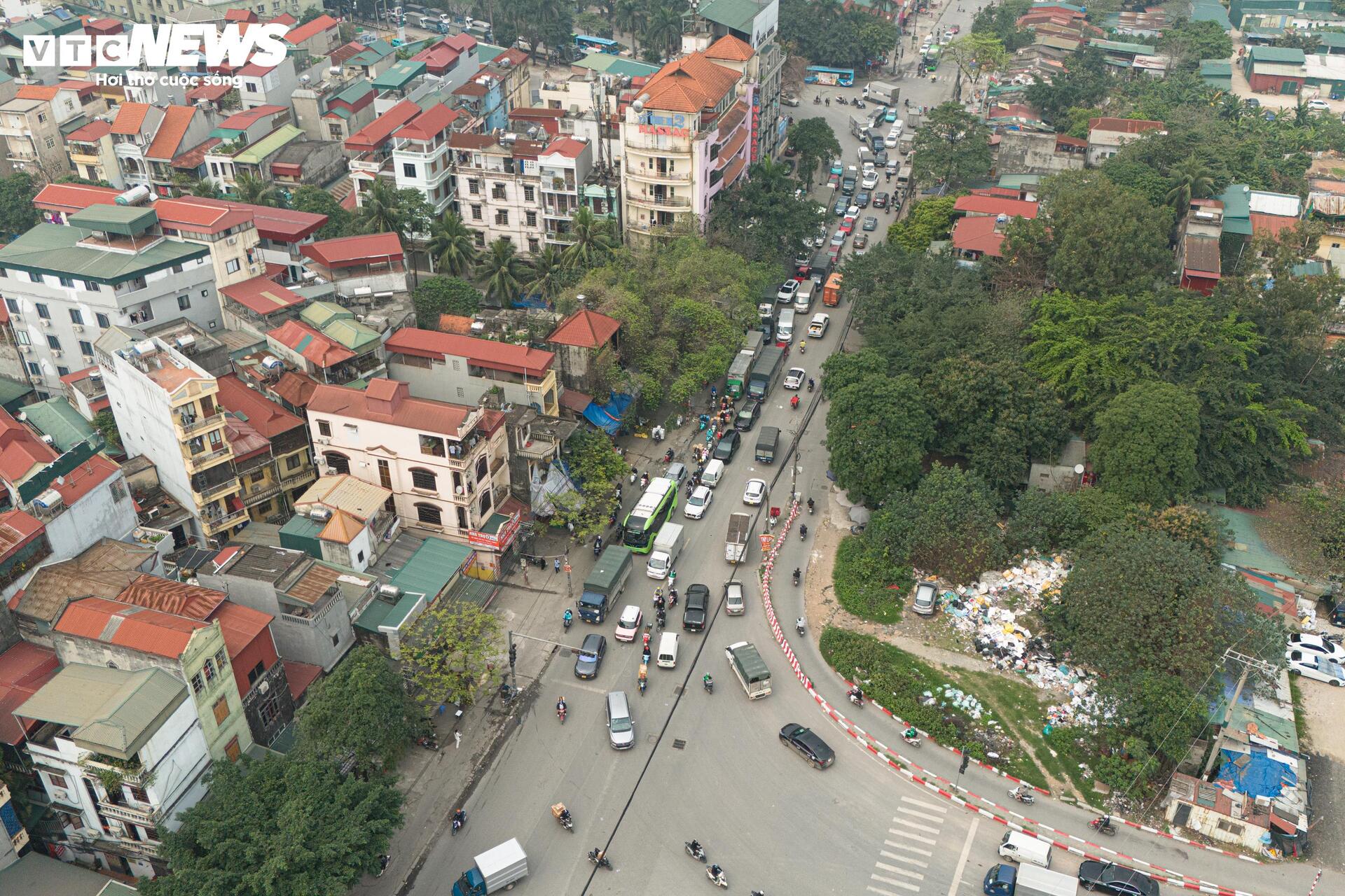 Dự án cầu vượt 'đắp chiếu' nhiều năm trên tuyến đường nghìn tỷ ở Hà Nội- Ảnh 16. Dự án cầu vượt 'đắp chiếu' nhiều năm trên tuyến đường nghìn tỷ ở Hà Nội- Ảnh 16.