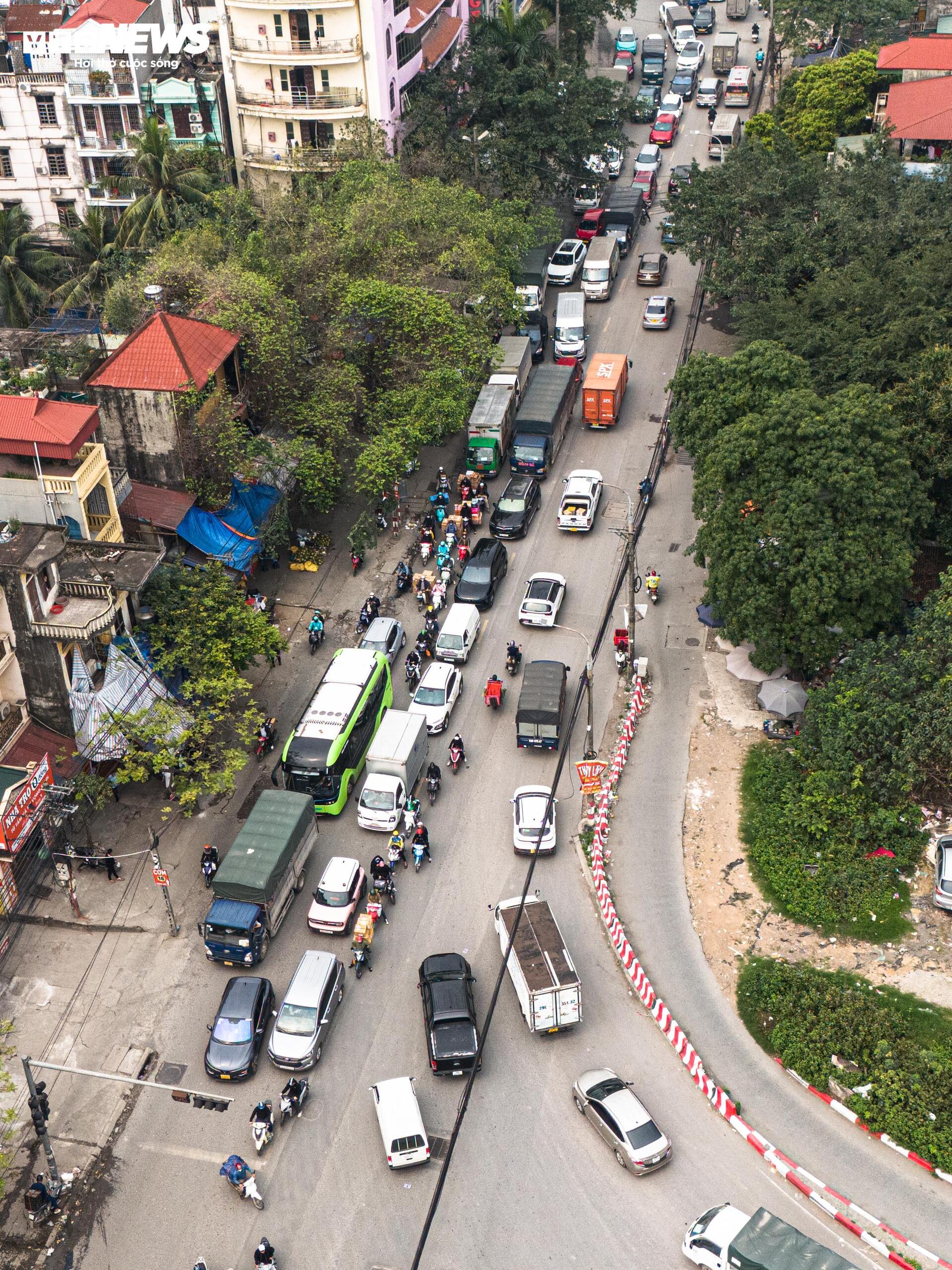 Dự án cầu vượt 'đắp chiếu' nhiều năm trên tuyến đường nghìn tỷ ở Hà Nội- Ảnh 9. Dự án cầu vượt 'đắp chiếu' nhiều năm trên tuyến đường nghìn tỷ ở Hà Nội- Ảnh 9.