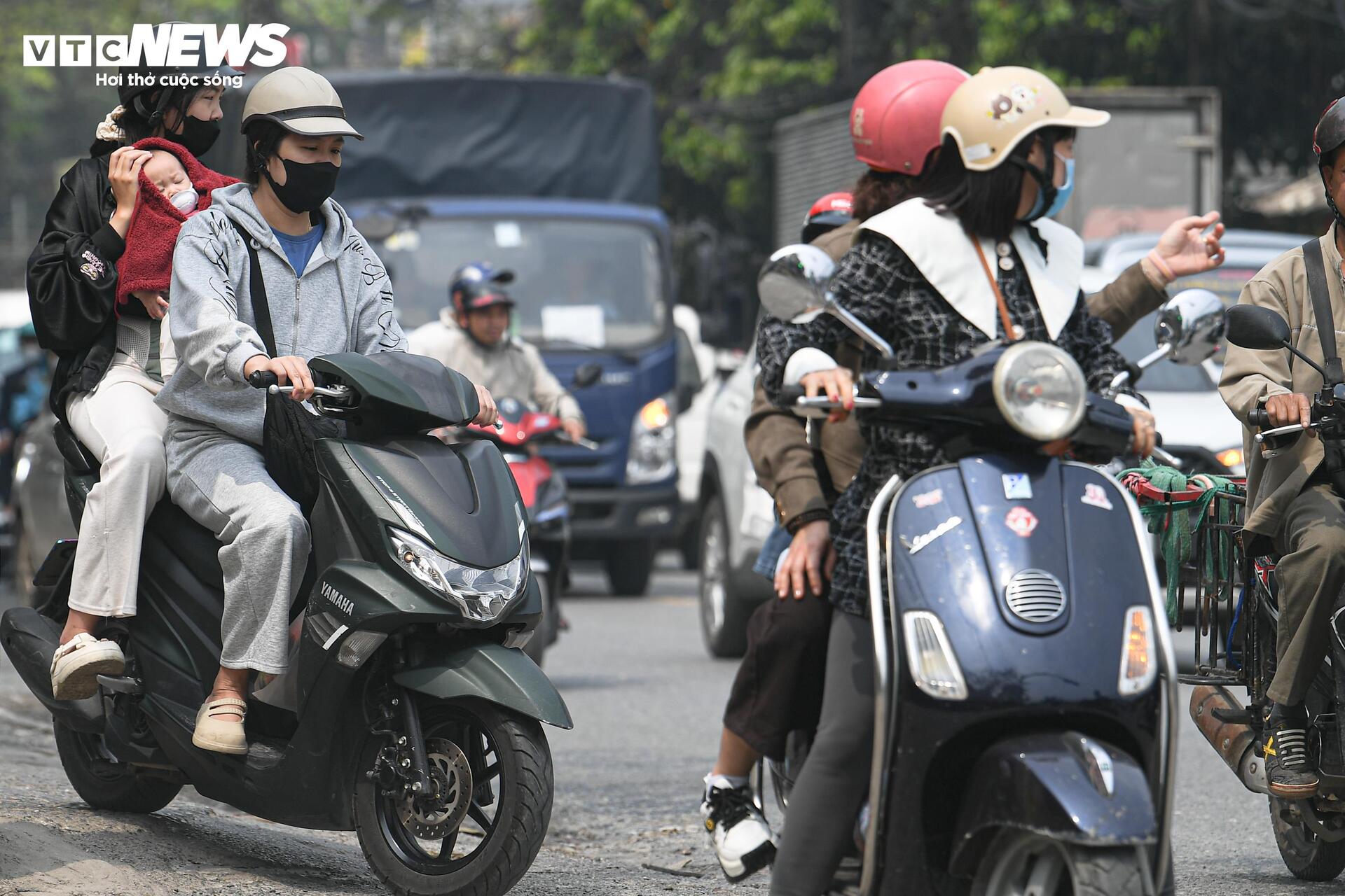 Dự án cầu vượt 'đắp chiếu' nhiều năm trên tuyến đường nghìn tỷ ở Hà Nội- Ảnh 11. Dự án cầu vượt 'đắp chiếu' nhiều năm trên tuyến đường nghìn tỷ ở Hà Nội- Ảnh 11.