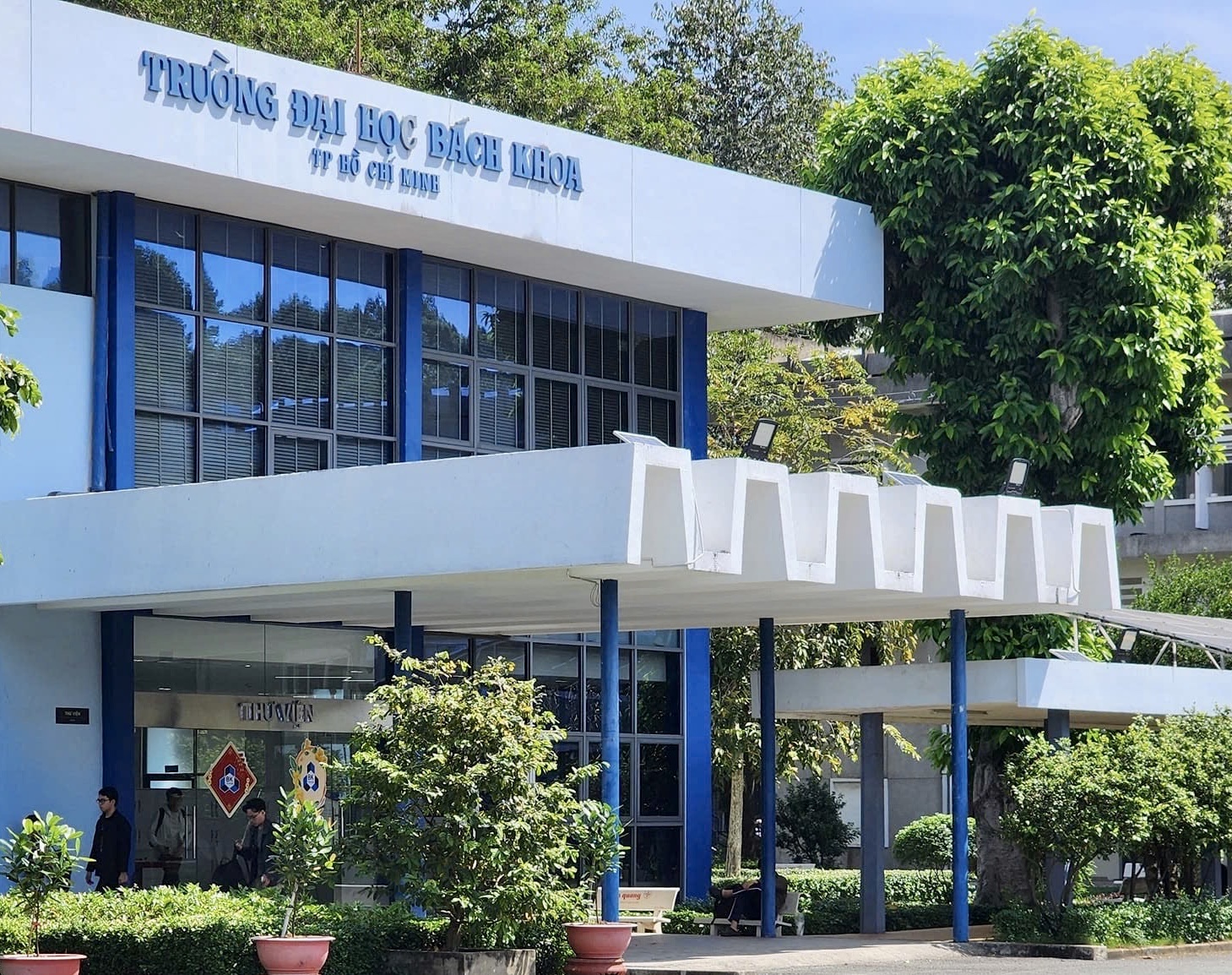 Một doanh nghiệp đề xuất dời Đại học Bách Khoa TPHCM ra Làng Đại học Thủ Đức - Ảnh 1.