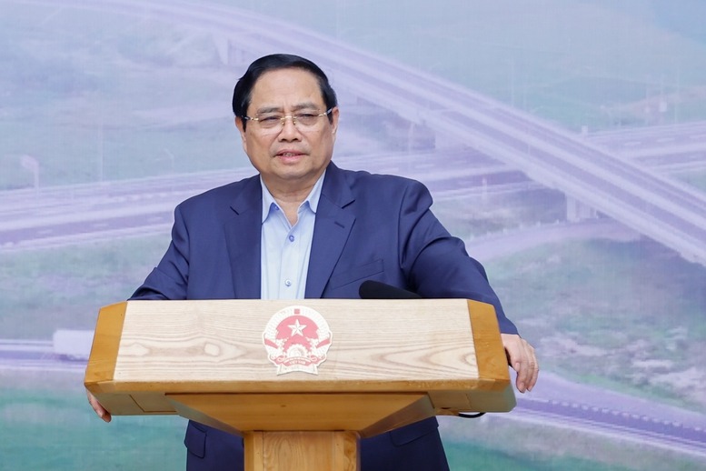thu-tuong45-17727037049171149374124-1772713389594-1772713390929153944158 Thủ tướng giao nhiệm vụ quan trọng cho Bộ Xây dựng, Bộ Tài Chính, Bộ Công an... và loạt tỉnh thành Hà Nội, TP.HCM, Bắc Ninh... - Ảnh 1.